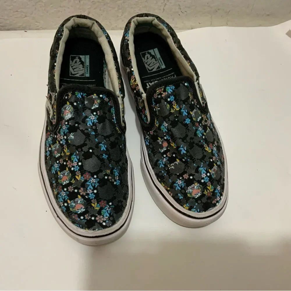 Vans x Discovery ComfyCush Classic Slip-on "Project Tigers" kids size 2